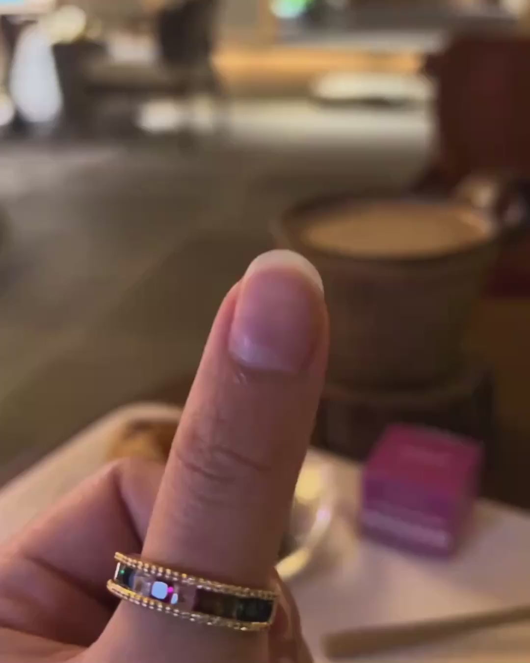 Solid Gel Nail Glue: Weeks of Hold for Any Press-On Set